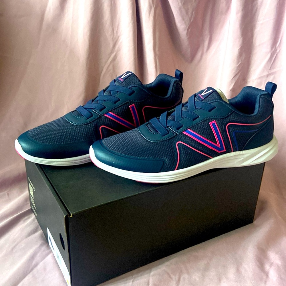 Women’s Vionic Sneakers